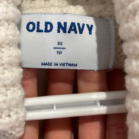 Old navy chunky knit turtleneck - Picture 3 of 3